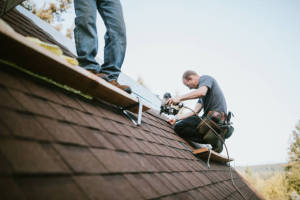 Local Roofers in West Lakeland, MN